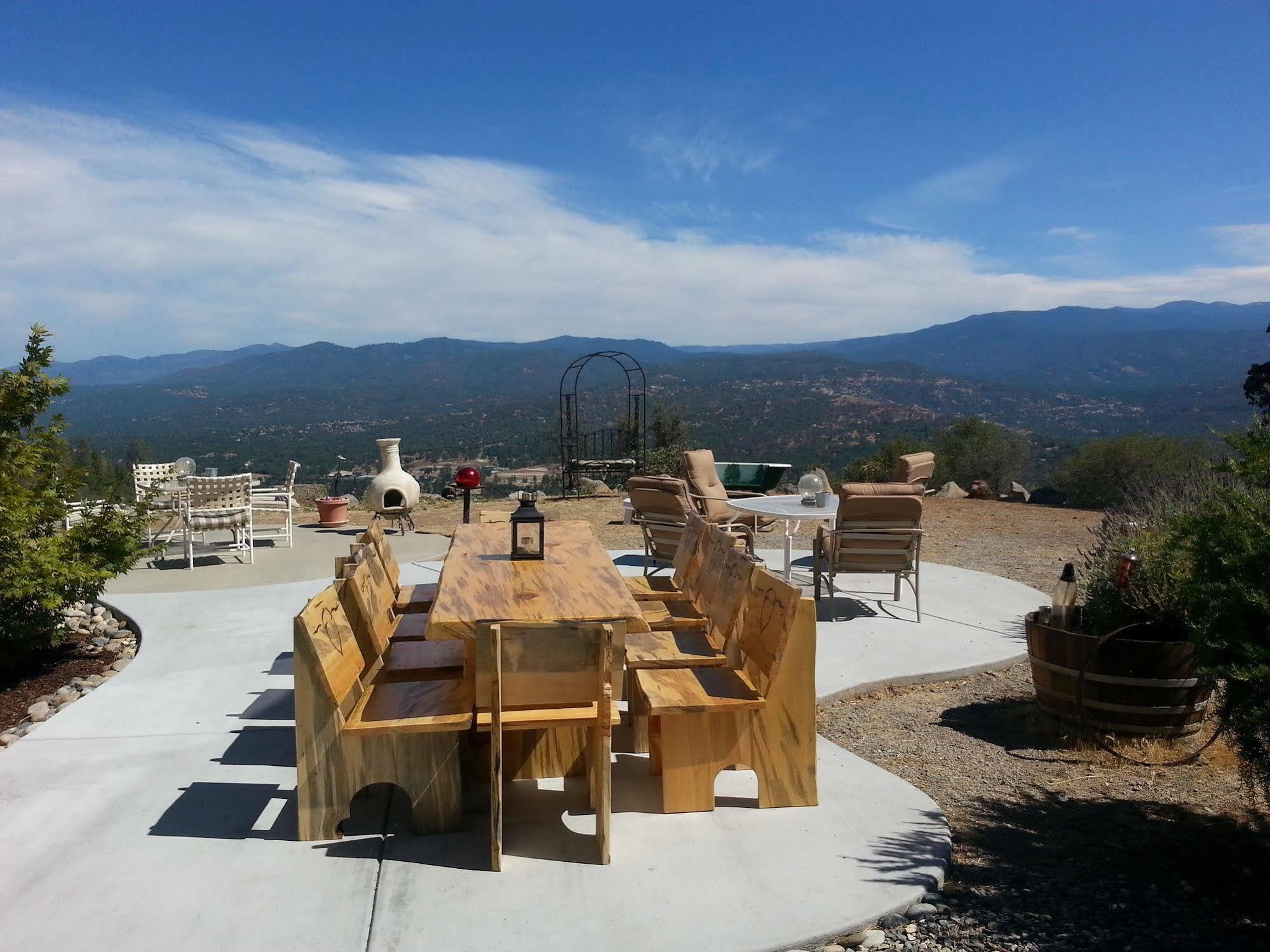 Yosemite Sierra View Bed & Breakfast Oakhurst Exterior photo